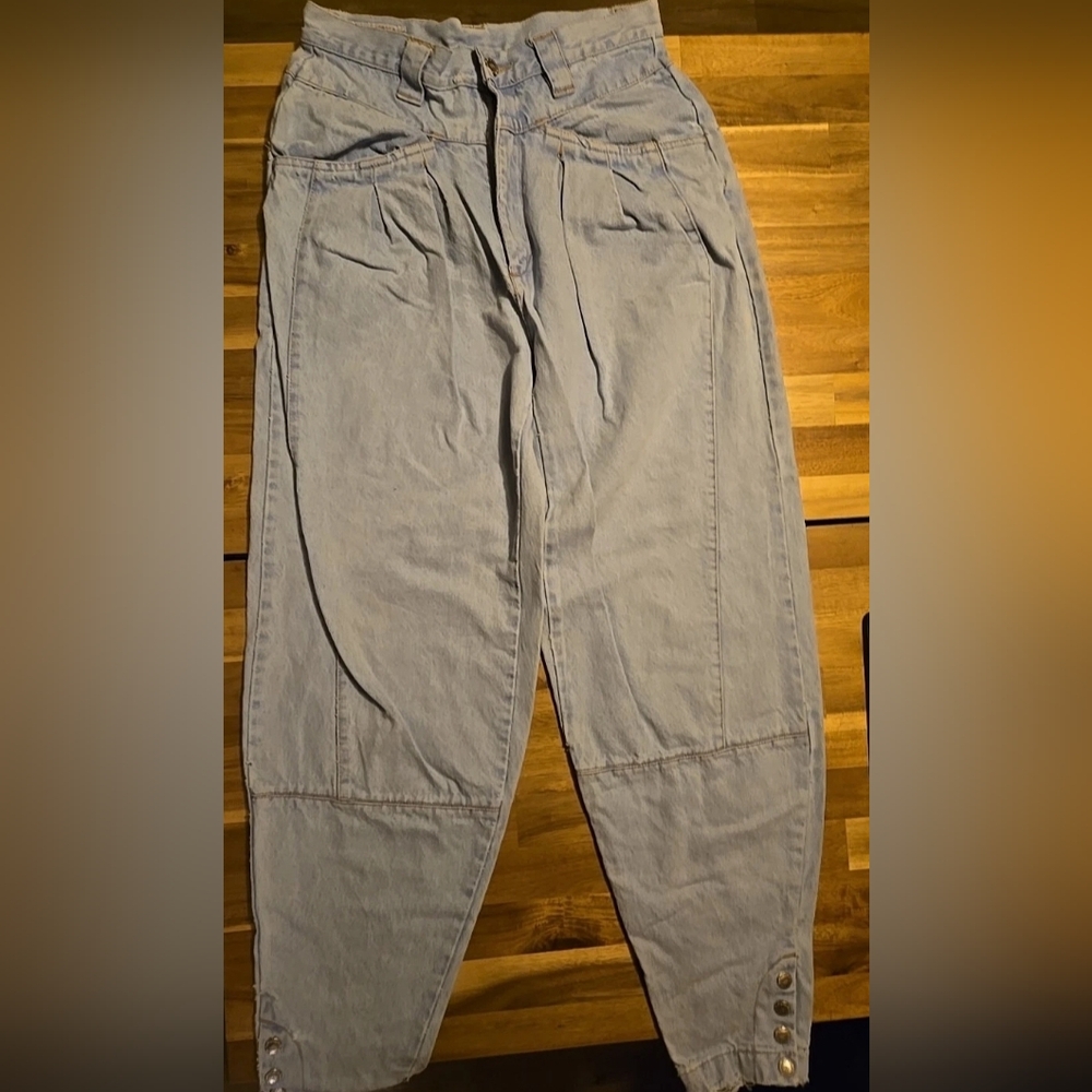 Vintage 80s Light Wash High Rise "Mom" Jeans Retro Strechy Baggy